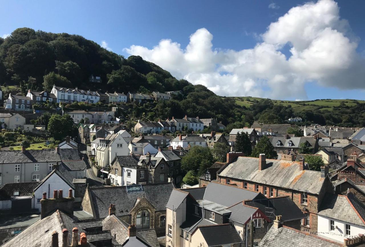 Castle Hill Guest House Lynton Exterior photo